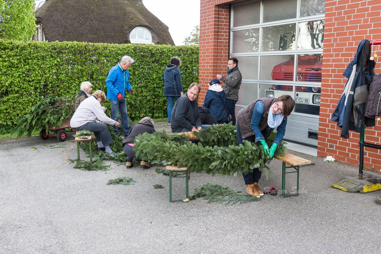 Bild 2 - Maibaum